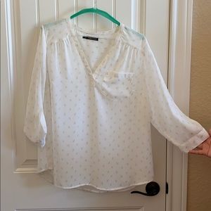 Maurices white/gold blouse